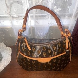 Dooney & Bourke Bag